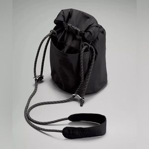 Lululemon top roll crossbody bag 3L black with graphite grey adjustable strap